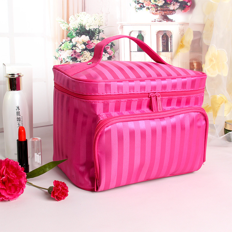  Large Capacity Woman Cosmeti - Woman Beauty Makeup 评论和价格