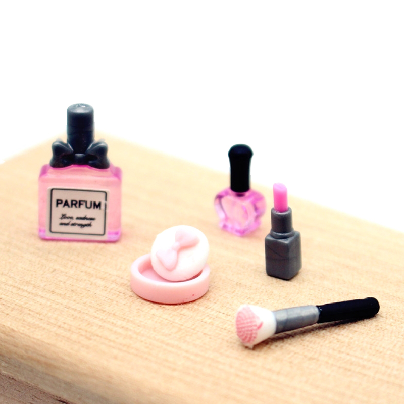1 Set 1:12 Dollhouse Miniature - Blush Brush Kabuki 评论和价格